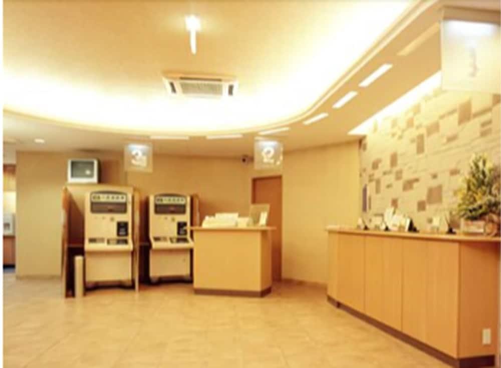 Washington R&B Hotel Kumagaya Ekimae Exteriör bild
